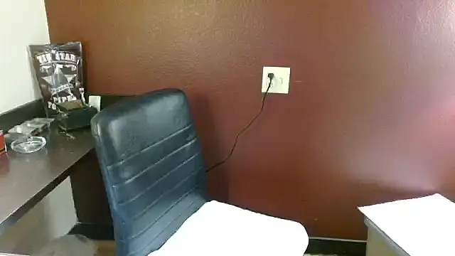 Snapshot of mycock2474u chatting on November 3, 5:12 am mycock2474u online show from November 3, 5:12 am