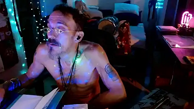 Snapshot of mycock2474u chatting on September 27, 1:06 pm mycock2474u online show from September 27, 1:06 pm