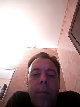 Snapshot of david_geam chatting on March 15, 5:08 am david geam online show from March 15, 5:08 am