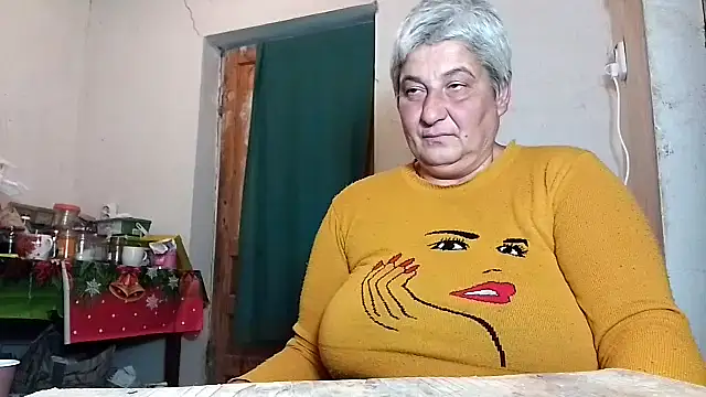 Snapshot of ExquisiteMature chatting on October 17, 10:00 pm ExquisiteMature online show from October 17, 10:00 pm