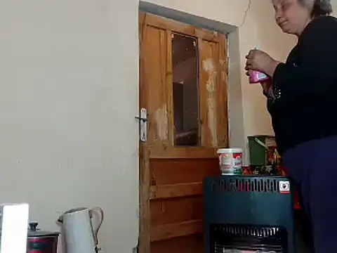 Snapshot of ExquisiteMature chatting on March 10, 6:38 am ExquisiteMature online show from March 10, 6:38 am