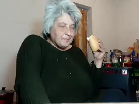 Snapshot of ExquisiteMature chatting on March 17, 10:40 pm ExquisiteMature online show from March 17, 10:40 pm