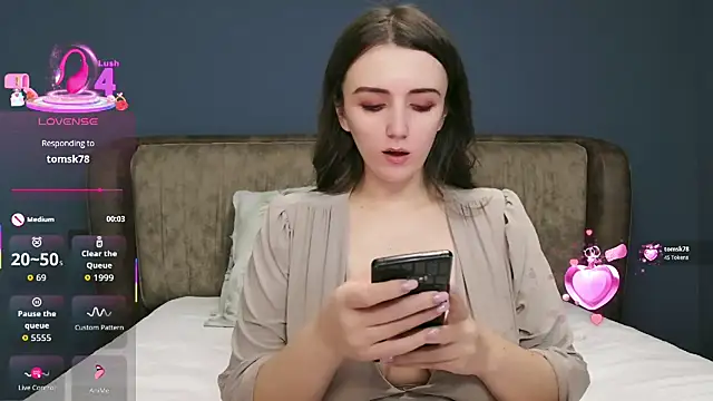 IamMolly online show from January 6, 8:57 pm