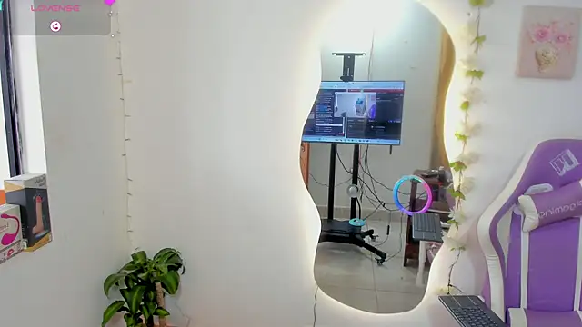 sofia gold  online show from September 26, 3:41 pm