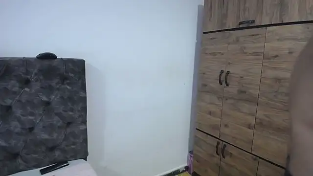 santi hothot online show from October 10, 5:03 pm