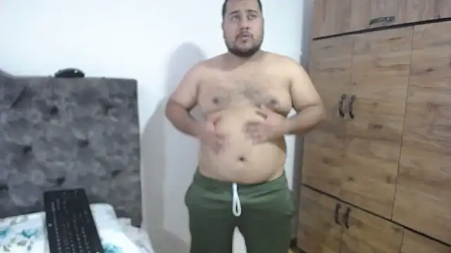 santi hothot online show from September 12, 7:13 pm