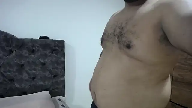 santi hothot online show from December 2, 7:37 pm