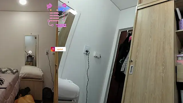 carolgaita online show from November 3, 10:19 am