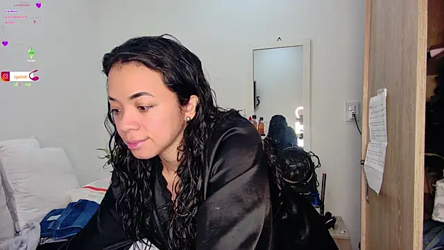 carolgaita online show from March 1, 10:04 am