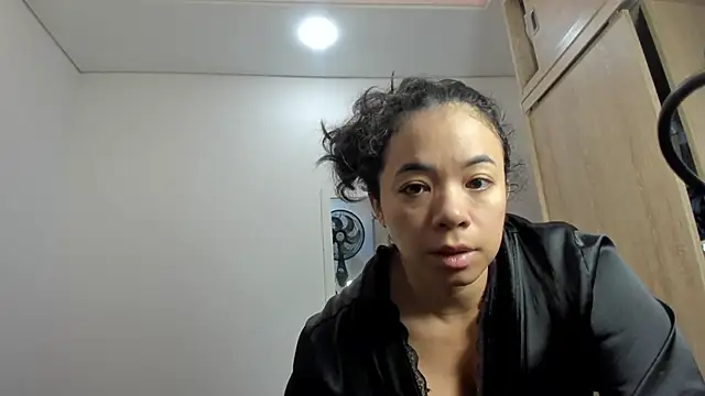 carolgaita online show from April 10, 10:33 am