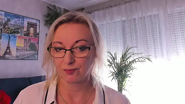 Snapshot of vanessa_chat chatting on July 7, 1:25 pm vanessa chat online show from July 7, 1:25 pm