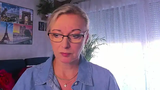 Snapshot of vanessa_chat chatting on June 21, 1:28 pm vanessa chat online show from June 21, 1:28 pm