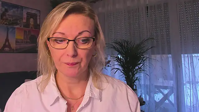 Snapshot of vanessa_chat chatting on November 30, 2:18 pm vanessa chat online show from November 30, 2:18 pm