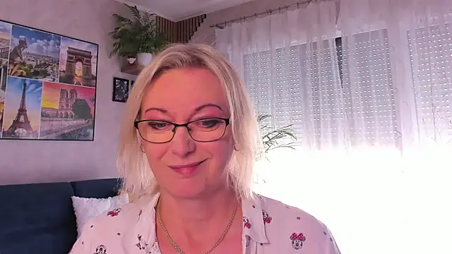 Snapshot of vanessa_chat chatting on April 30, 1:29 pm vanessa chat online show from April 30, 1:29 pm