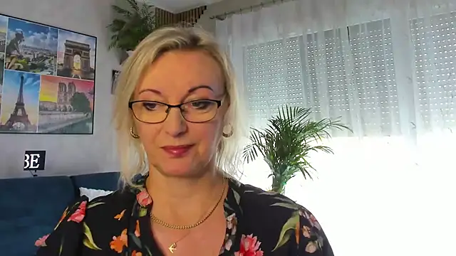 Snapshot of vanessa_chat chatting on May 21, 1:19 pm vanessa chat online show from May 21, 1:19 pm