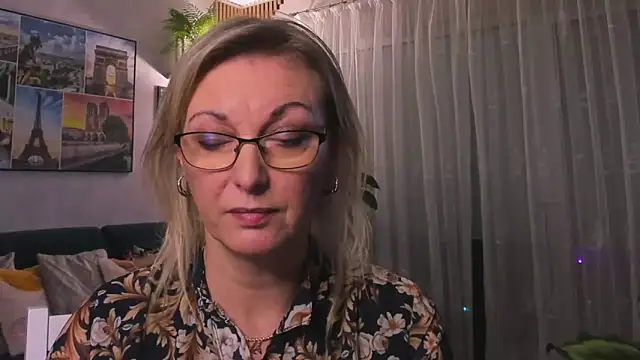 vanessa chat online show from February 27, 5:16 pm