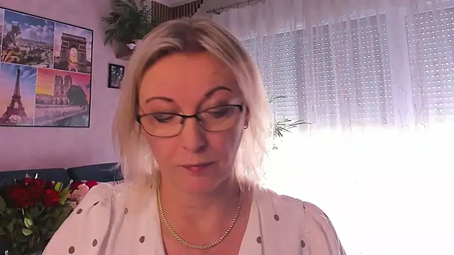Snapshot of vanessa_chat chatting on July 9, 1:21 pm vanessa chat online show from July 9, 1:21 pm