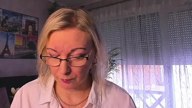 vanessa chat online show from January 11, 2:24 pm