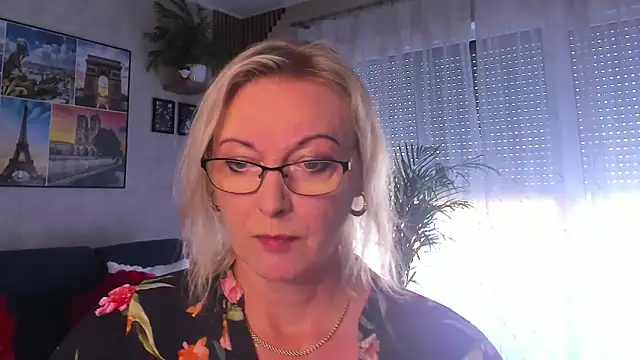 Snapshot of vanessa_chat chatting on June 17, 1:32 pm vanessa chat online show from June 17, 1:32 pm