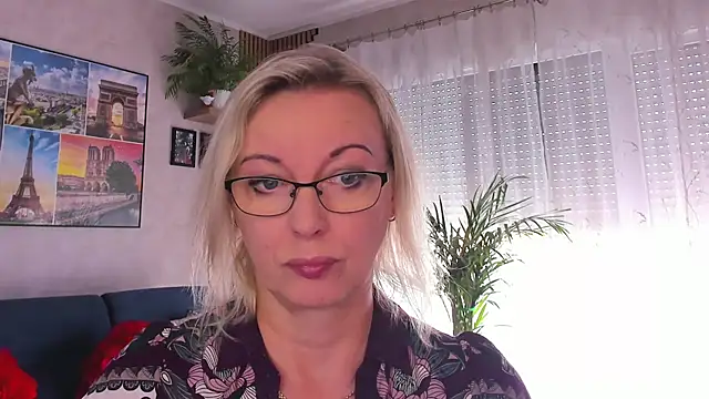 Snapshot of vanessa_chat chatting on July 6, 1:18 pm vanessa chat online show from July 6, 1:18 pm