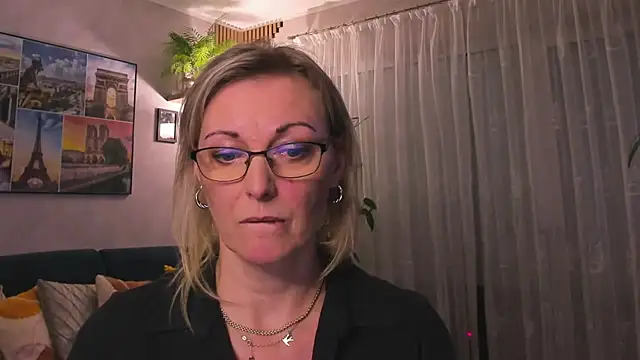 vanessa chat online show from March 6, 5:54 pm