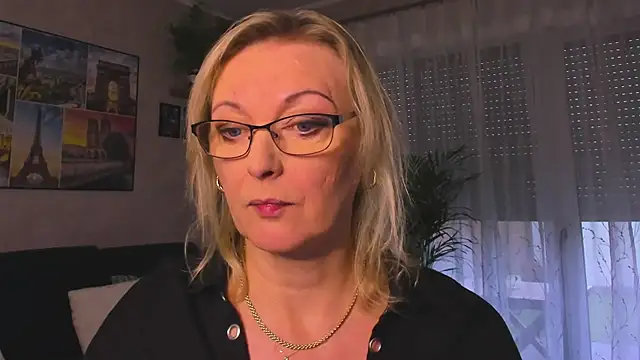 Snapshot of vanessa_chat chatting on November 24, 2:17 pm vanessa chat online show from November 24, 2:17 pm