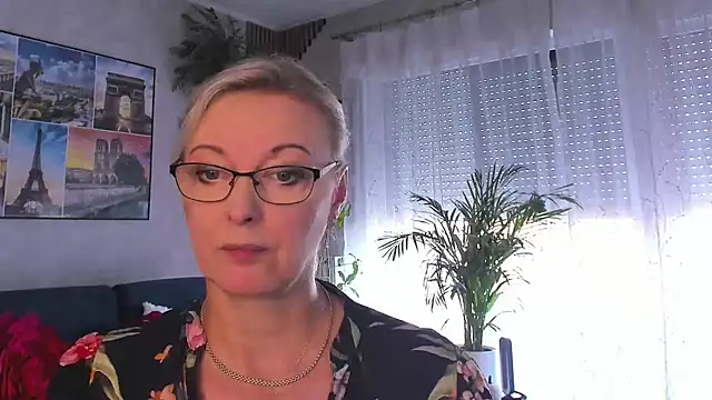 Snapshot of vanessa_chat chatting on June 29, 1:44 pm vanessa chat online show from June 29, 1:44 pm