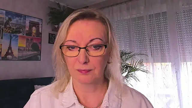 vanessa chat online show from March 23, 2:17 pm