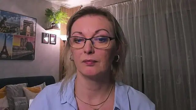 vanessa chat online show from February 23, 5:18 pm