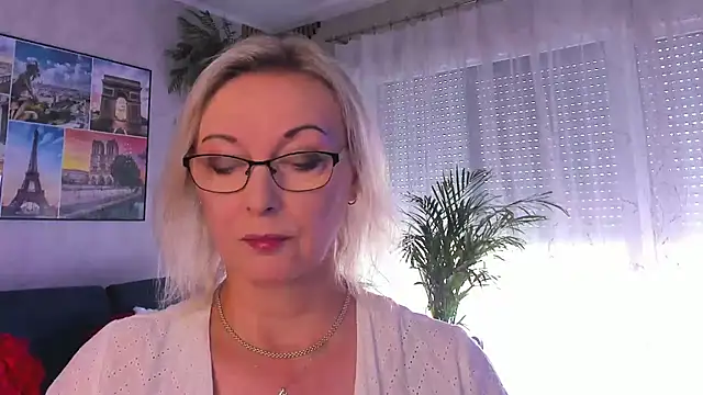 Snapshot of vanessa_chat chatting on July 2, 1:28 pm vanessa chat online show from July 2, 1:28 pm