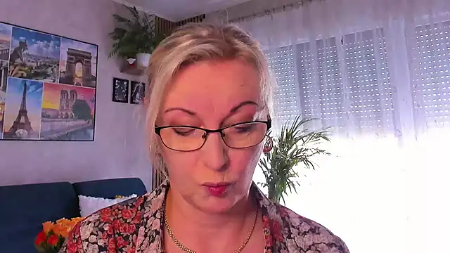 Snapshot of vanessa_chat chatting on May 14, 1:19 pm vanessa chat online show from May 14, 1:19 pm