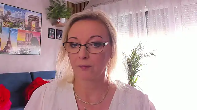 Snapshot of vanessa_chat chatting on July 5, 1:18 pm vanessa chat online show from July 5, 1:18 pm