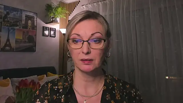 vanessa chat online show from February 18, 5:53 pm