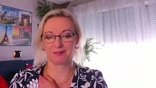 Snapshot of vanessa_chat chatting on May 31, 1:28 pm vanessa chat online show from May 31, 1:28 pm