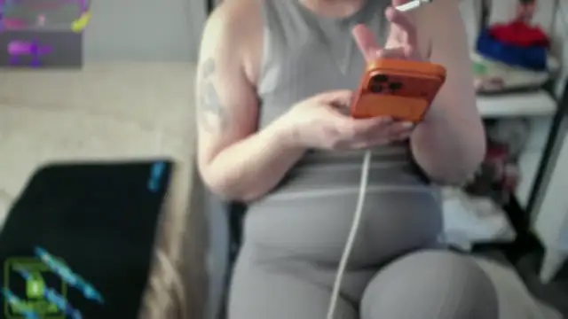 bisexyelizz online show from March 11, 11:15 am