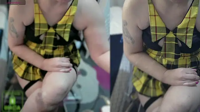 bisexyelizz online show from March 22, 1:34 pm