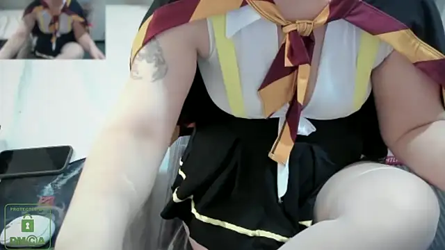 bisexyelizz online show from December 19, 1:35 pm