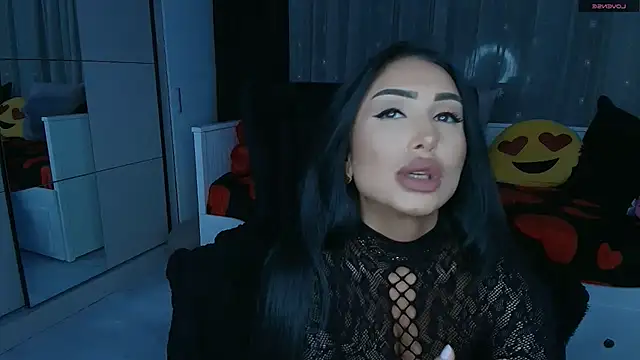 Snapshot of mistress_meryem chatting on April 30, 8:49 pm mistress meryem online show from April 30, 8:49 pm