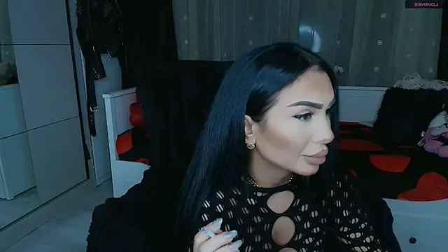 Snapshot of mistress_meryem chatting on May 21, 9:45 pm mistress meryem online show from May 21, 9:45 pm
