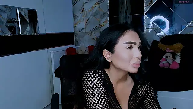 Snapshot of mistress_meryem chatting on October 24, 11:04 pm mistress meryem online show from October 24, 11:04 pm