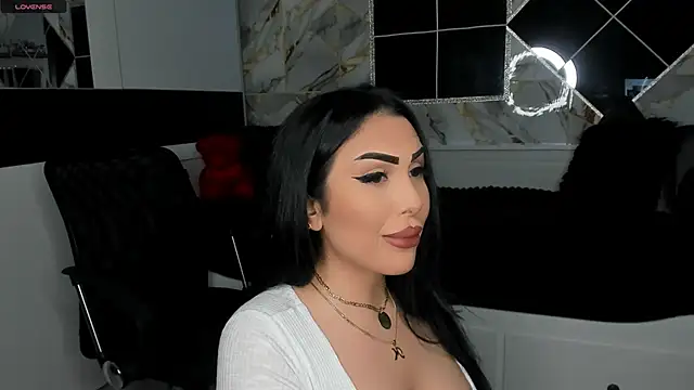 Snapshot of mistress_meryem chatting on February 28, 1:37 am mistress meryem online show from February 28, 1:37 am