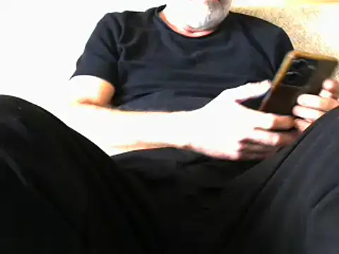 Snapshot of 35tibet35 chatting on March 2, 1:31 pm 35tibet35 online show from March 2, 1:31 pm