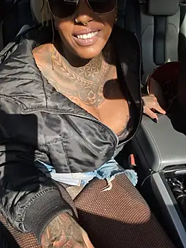 DarkDea online show from November 15, 12:20 pm