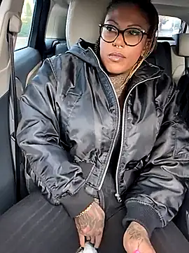 DarkDea online show from November 8, 1:47 pm