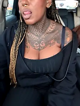 DarkDea online show from October 31, 3:41 pm