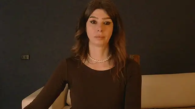 WhiteQueen888 online show from March 18, 3:46 pm