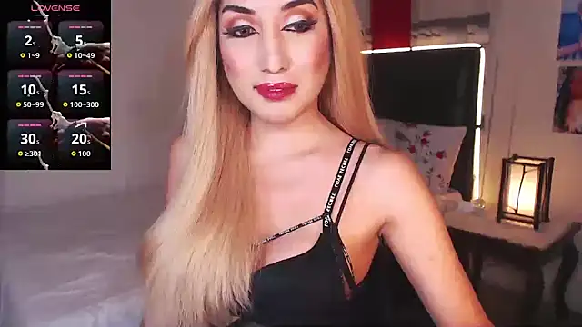 Snapshot of Alluring_Lordess chatting on September 28, 10:00 am Alluring Lordess online show from September 28, 10:00 am