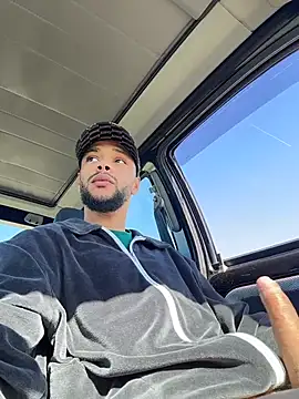 Lionayowe online show from April 7, 12:29 pm