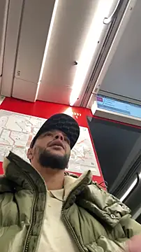 Snapshot of Lionayowe chatting on November 22, 6:51 pm Lionayowe online show from November 22, 6:51 pm