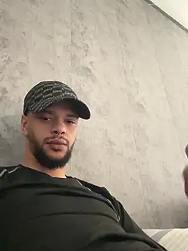 Lionayowe online show from March 7, 1:27 pm